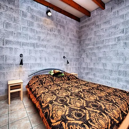 In Peaceful Setting And Large Garden Ferienhaus Genes