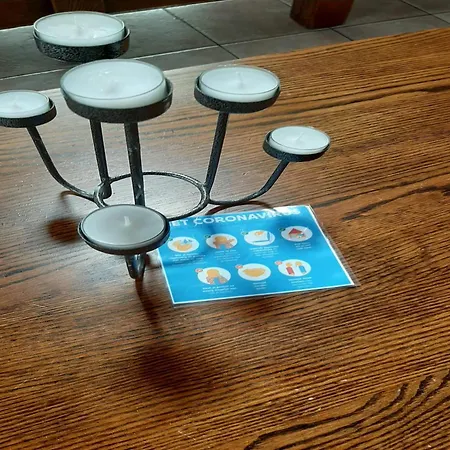 In Peaceful Setting And Large Garden Dom wakacyjny *