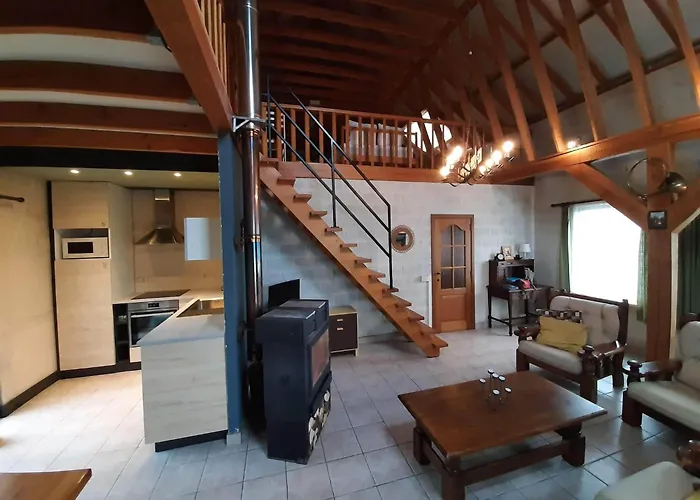 In Peaceful Setting And Large Garden Дом отдыха Рандё